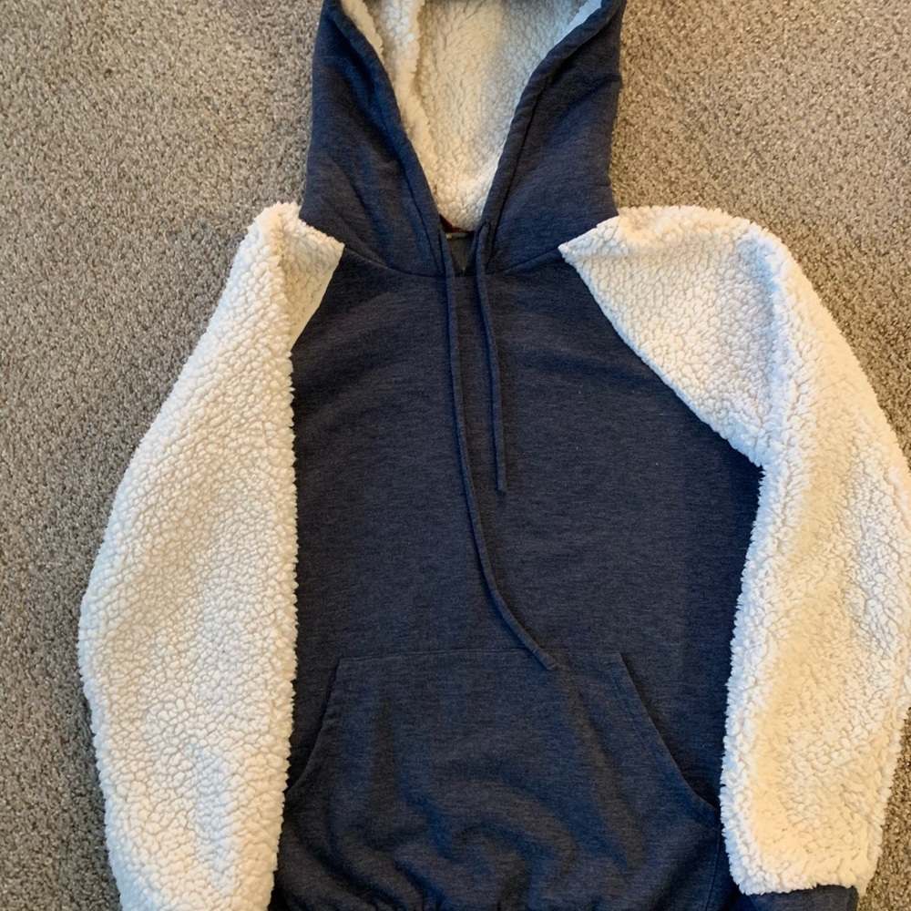 Boutique Sherpa Hoodie - new w/o tags